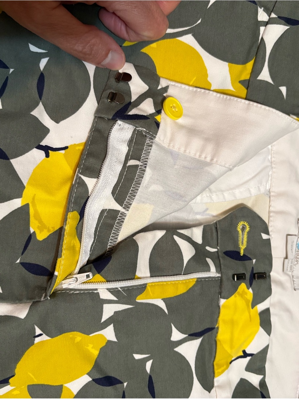 Boden White Cropped Pants with Bright Lemons and Olive / Navy Leaf Print - Picture 6 of 15